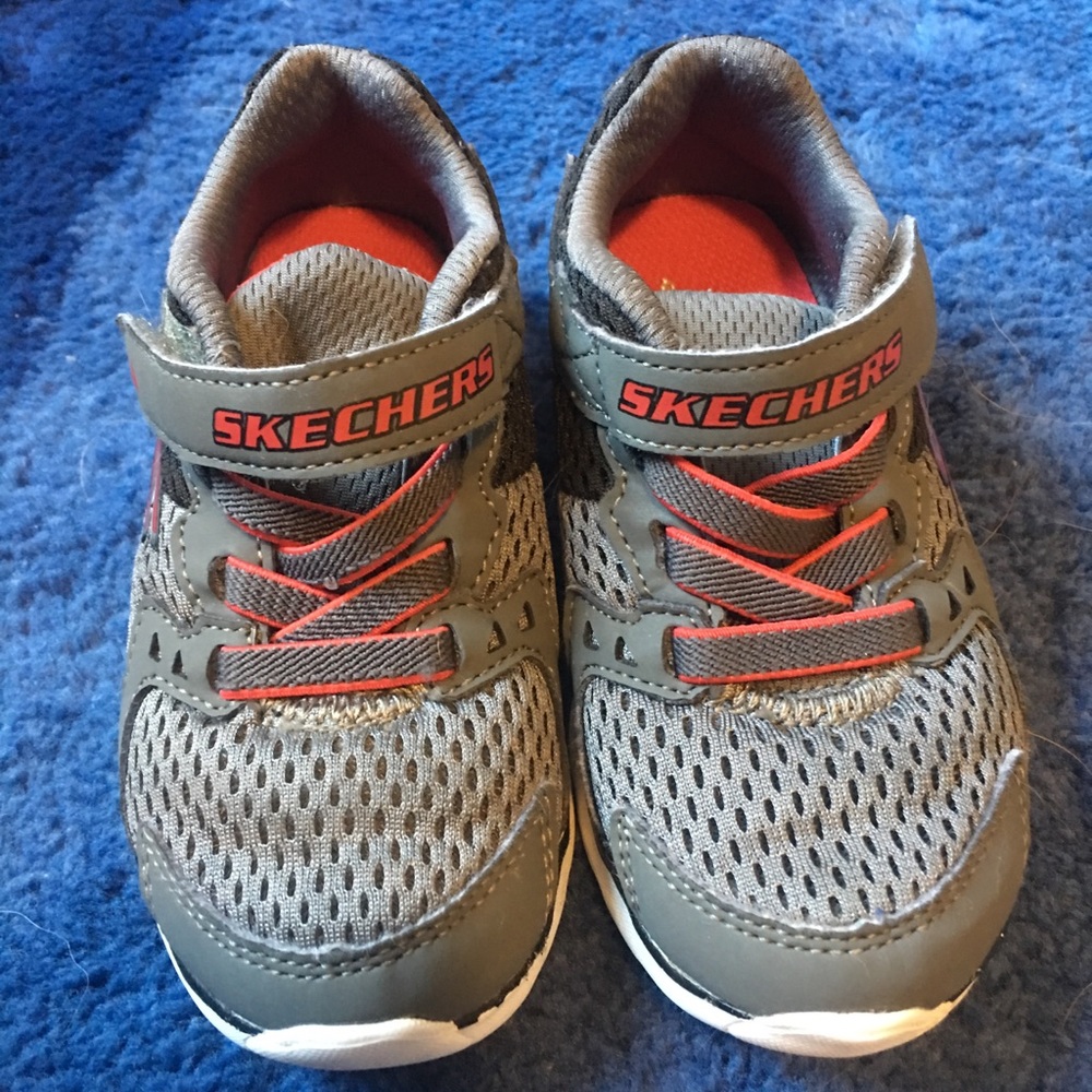 Toddler Sketchers Sneakers